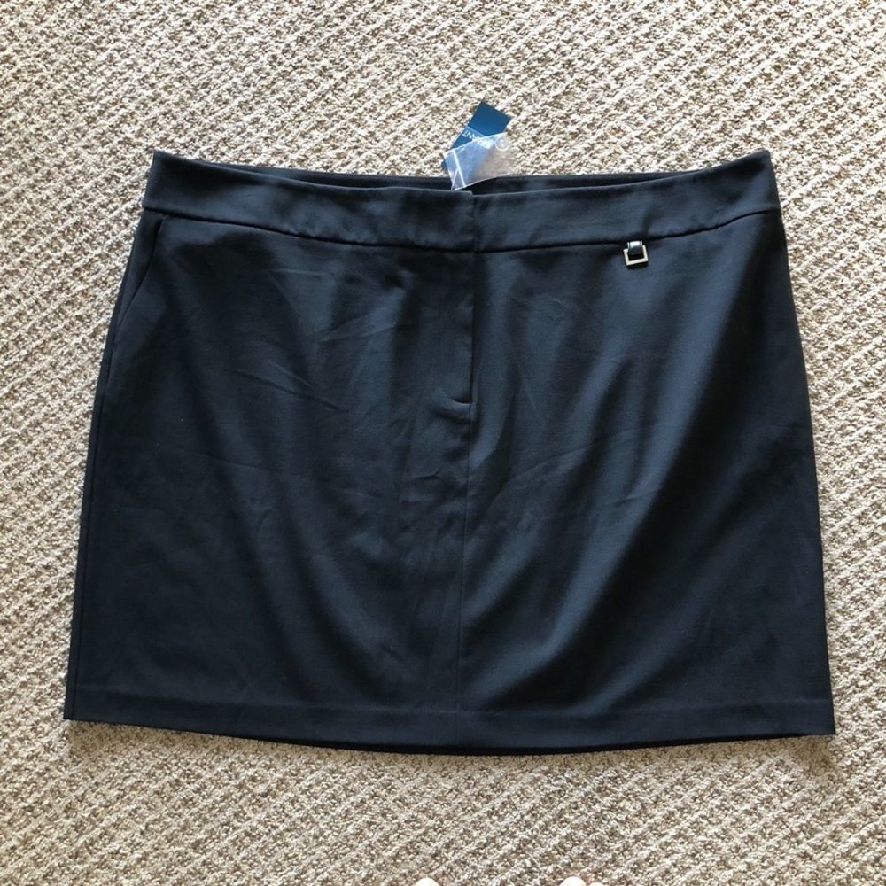 LANE BRYANT VENEZIA BLACK PENCIL SKIRT  SIZE 28 NEW